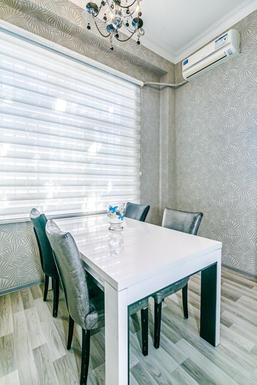 Azneft Square Deluxe Apartment Баку Экстерьер фото