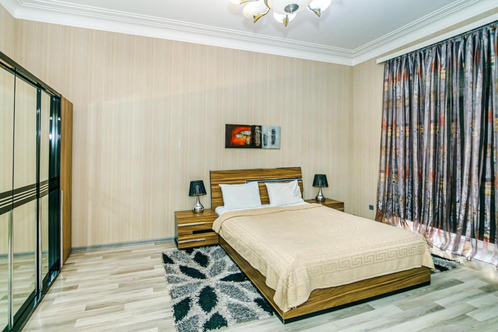 Azneft Square Deluxe Apartment Баку Экстерьер фото