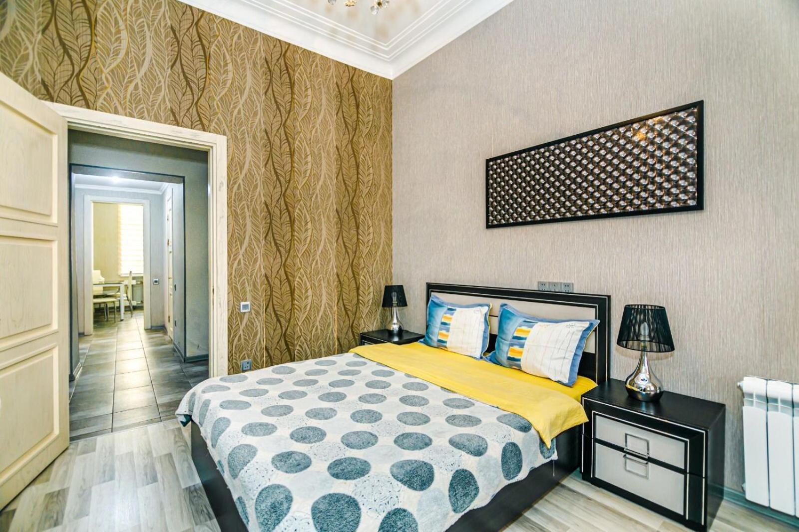Azneft Square Deluxe Apartment Баку Экстерьер фото