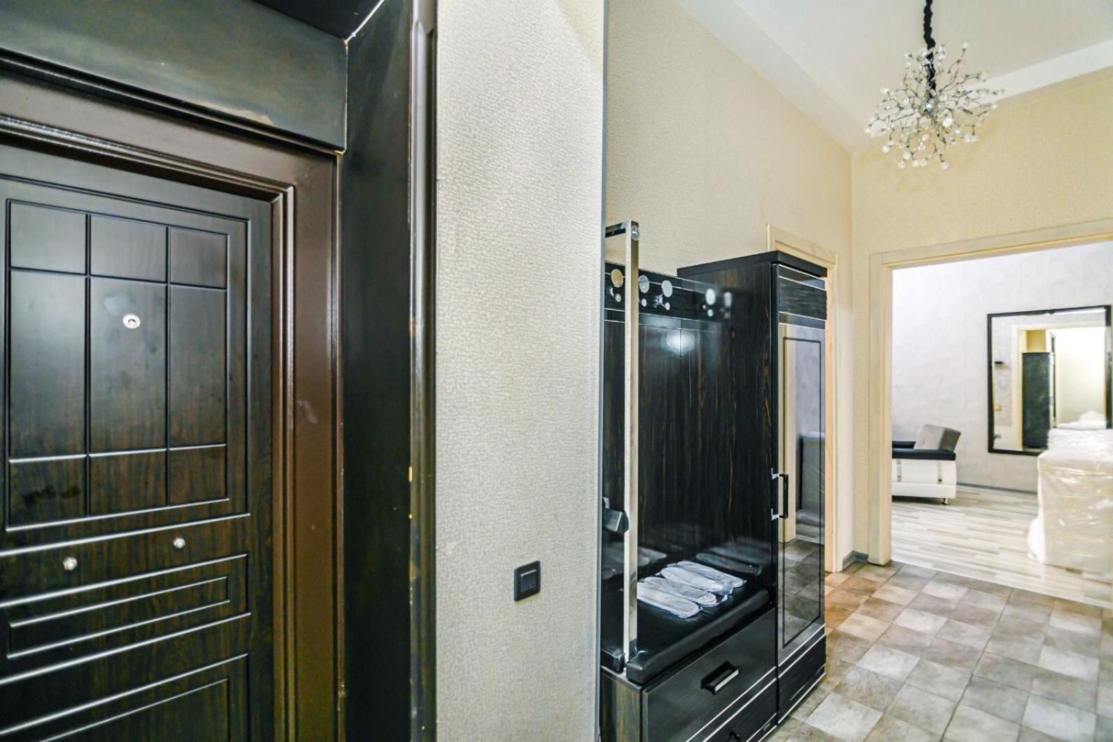 Azneft Square Deluxe Apartment Баку Экстерьер фото
