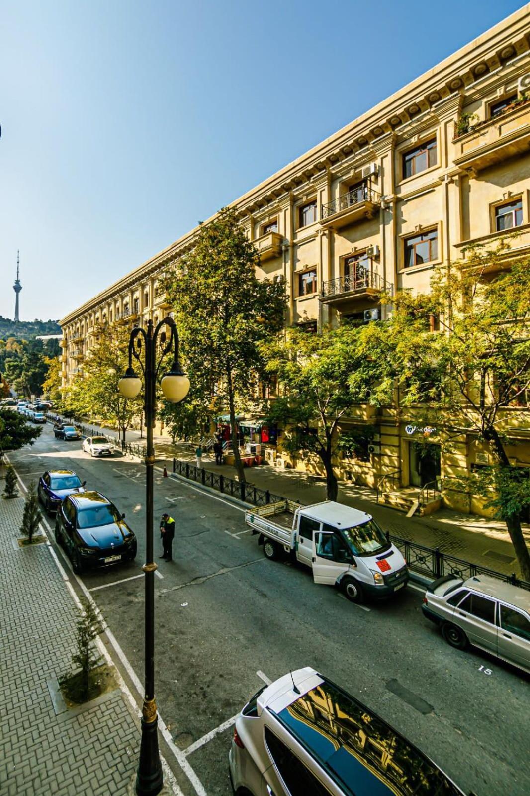 Azneft Square Deluxe Apartment Баку Экстерьер фото